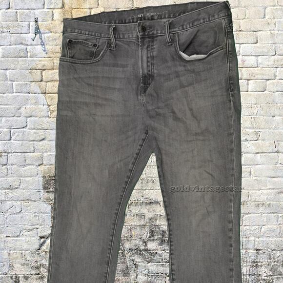Old Navy Skinny Jeans Waist 36 Casual Vintage Look - Picture 1 of 6